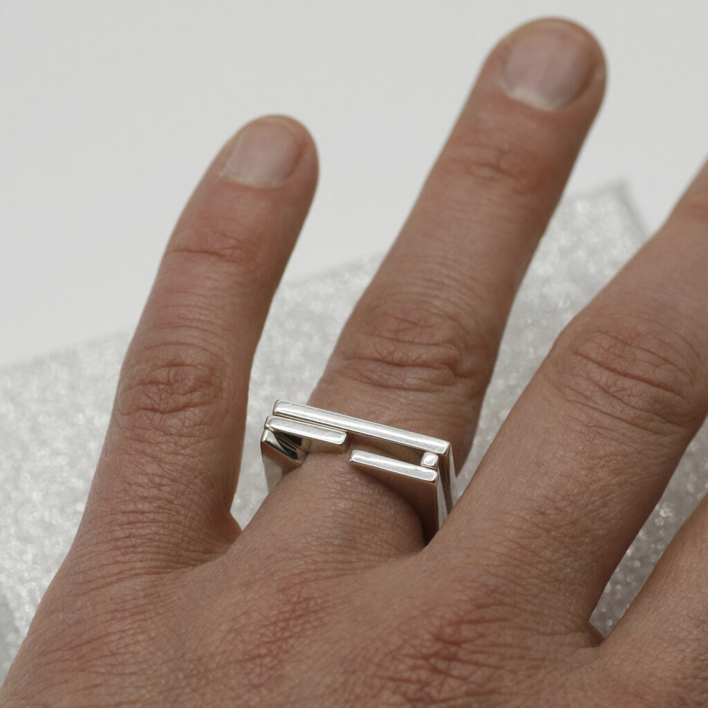 Bague d'Annie Sibert disponible au Générateur à Strasbourg