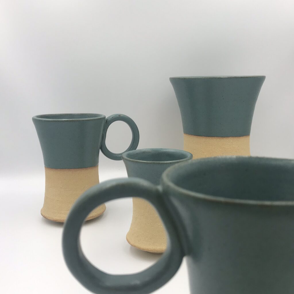 Tasses en céramique de Giom Von Birgitta disponibles à L'Écrin à Strasbourg