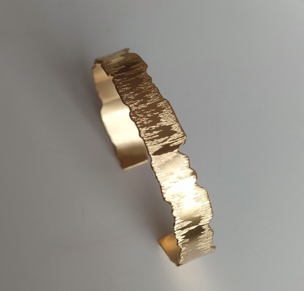Alison Mette, bracelet doré à l'or fin disponible au Générateur à Strasbourg