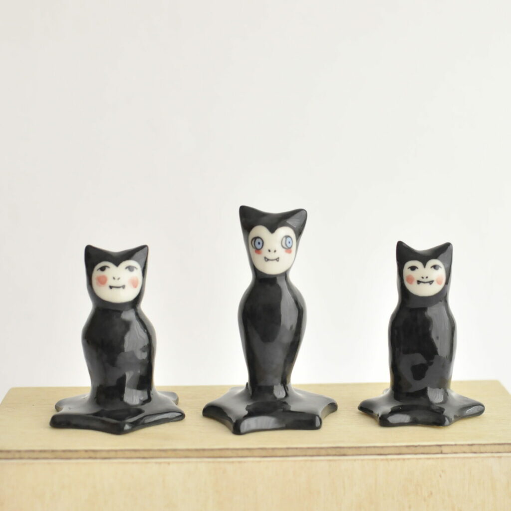 Personnages vampires en céramique de Nayanaï