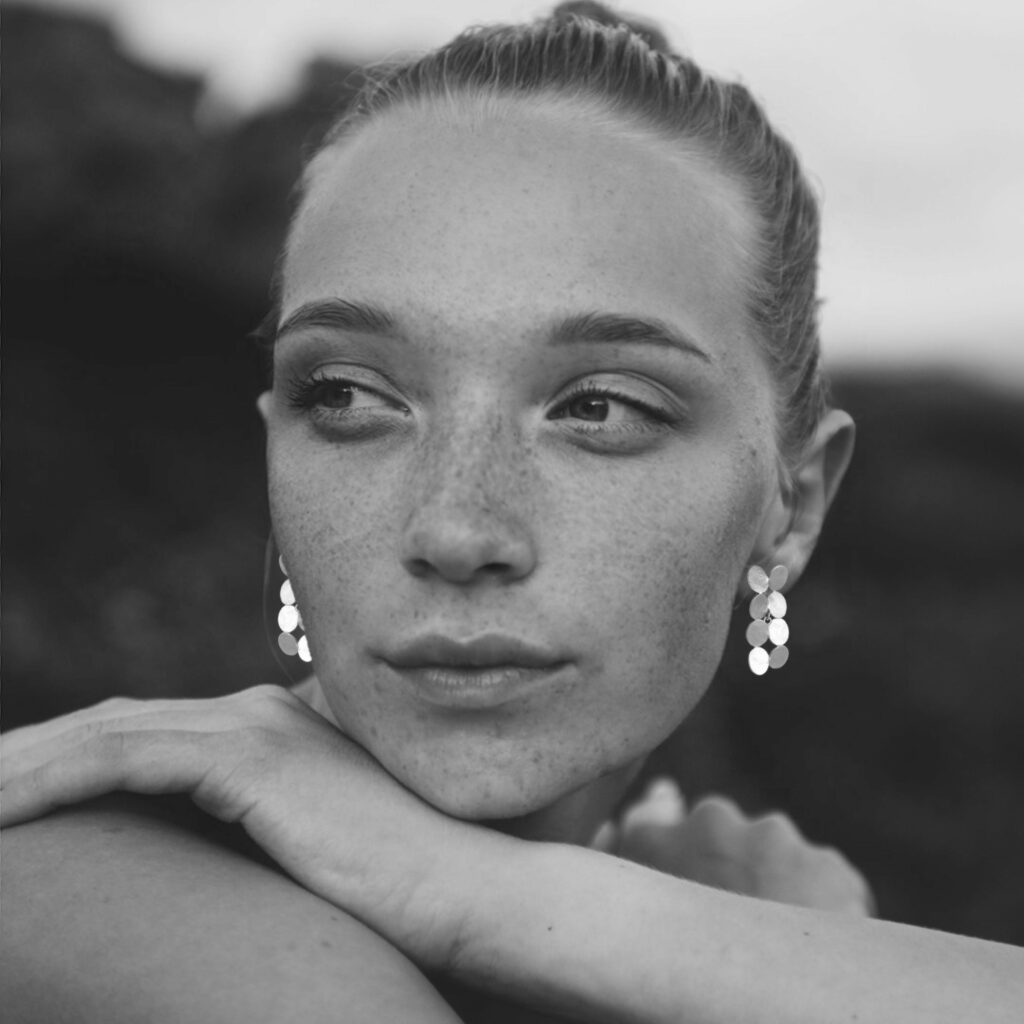 Yvanne Laurent, Boucles d'oreilles grands confettis